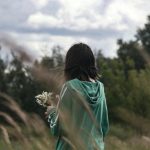 Varför vi döljer verkliga känslor: priset för en mask i nära relationer varfor-vi-doljer-verkliga-kanslor-priset-for-en-mask-i.jpg